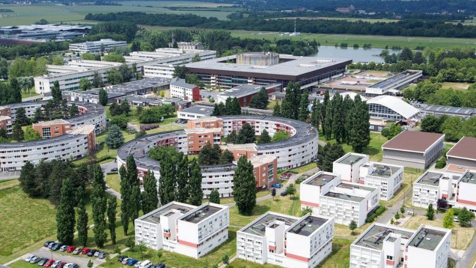 Ecole Polytechnique