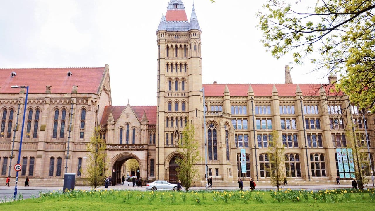 King's College London (KCL)